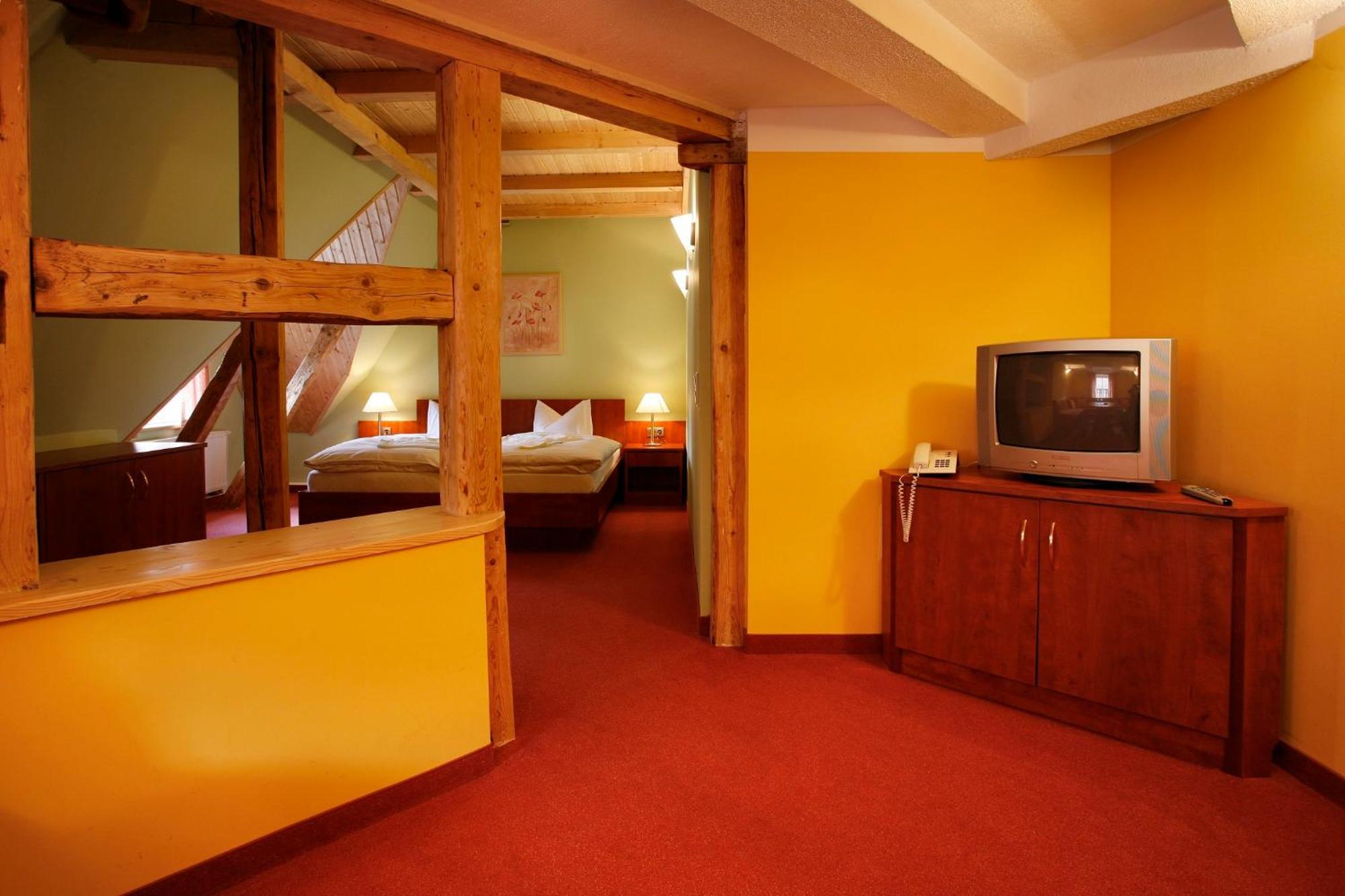 Hotel Zum Kanzler Stolberg  Exterior photo